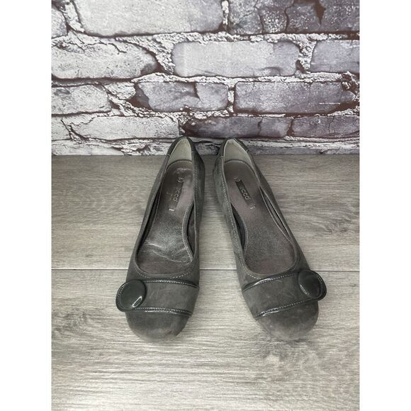 ECCO Grey Suede Leather Button Detail Ballet Casual Flats Women Sz 38EU/7.5M US - Picture 3 of 16